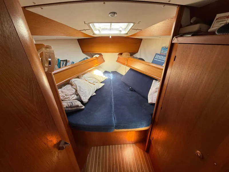 Slide: The Image of Jeanneau Sun Odyssey 42.2 1999 - 65