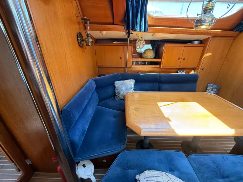 Slide: The Image of Jeanneau Sun Odyssey 42.2 1999 - 73