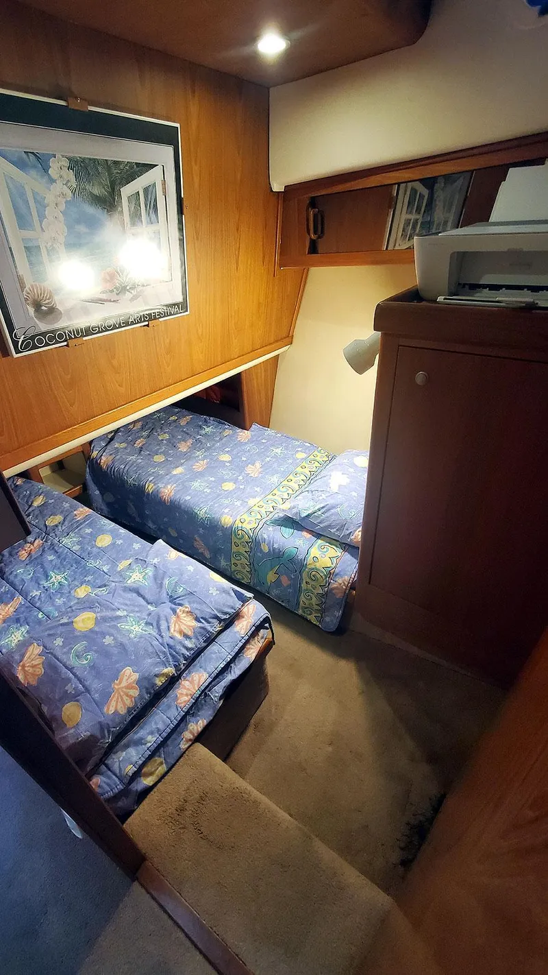 Slide: The Image of Midship Guest Stateroom - 22