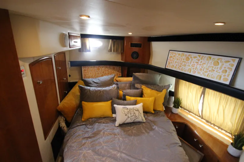 Slide: The Image of Carver 366 Motor Yacht 2002 - 53