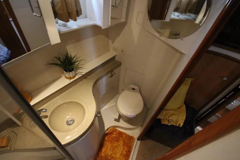 Slide: The Image of Carver 366 Motor Yacht 2002 - 62