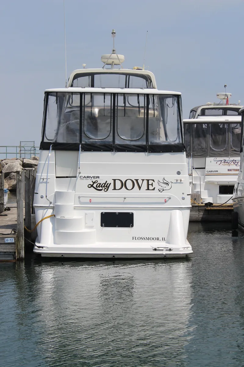 Slide: The Image of Carver 366 Motor Yacht 2002 - 72