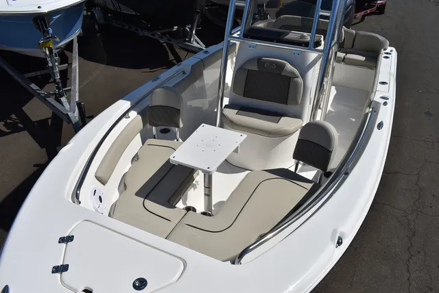 Slide: The Image of Key West Boats 203 FS 2026 - 13