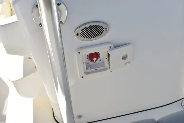 Slide: The Image of Key West Boats 203 FS 2026 - 17