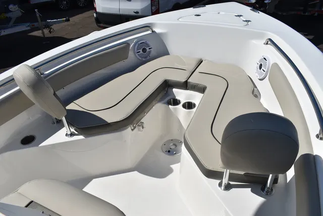 Slide: The Image of Key West Boats 203 FS 2026 - 44