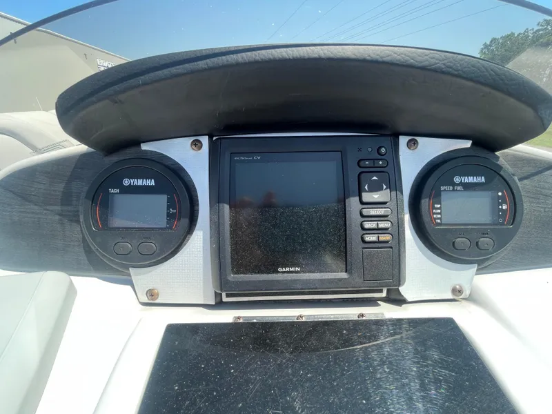 Slide: The Image of Dashboard of 2017 Godfrey 255 Sweetwater Premium with Yamaha gauges and Garmin display. - 13