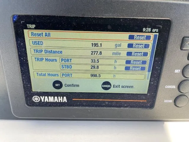 Slide: The Image of Yamaha trip display showing fuel usage and trip details on a 2007 Southport 28 CC boat. - 11