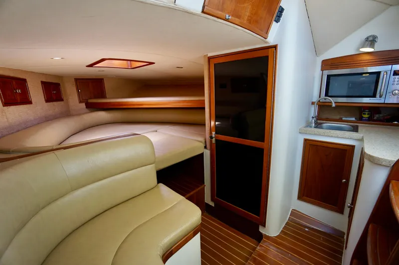 Slide: The Image of Dixon 34 Osprey - Cabin - 13