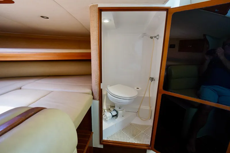 Slide: The Image of Dixon 34 Osprey - Head - 16