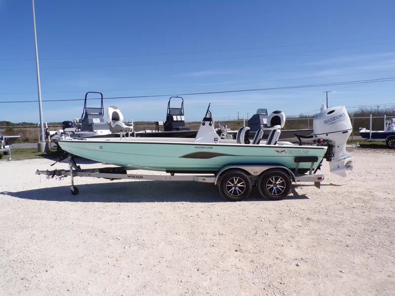 Slide: The Image of Vexus AVX2180CC 2023 - 1