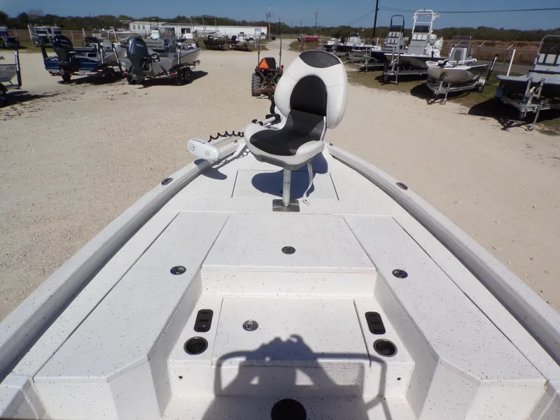 Slide: The Image of Vexus AVX2180CC 2023 - 12