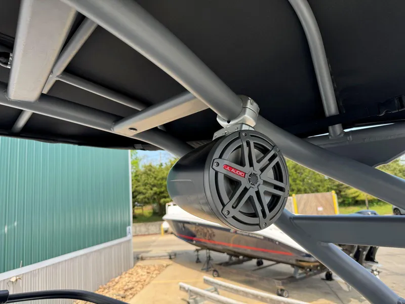 Slide: The Image of Yamaha 252SE 2021 - 62