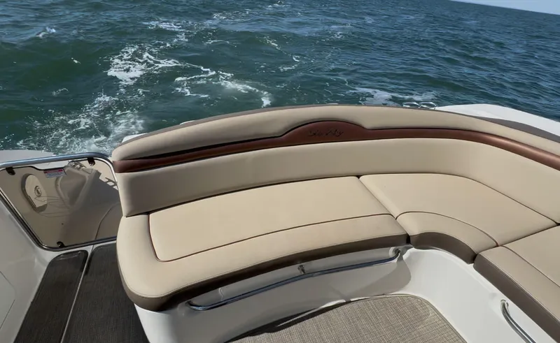 Slide: The Image of Sea Ray 370 Sundancer 2014 - 66