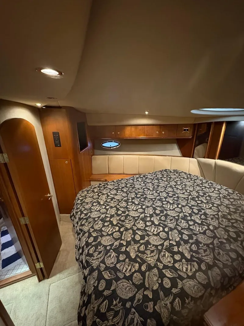 Slide: The Image of Forward VIP - 29