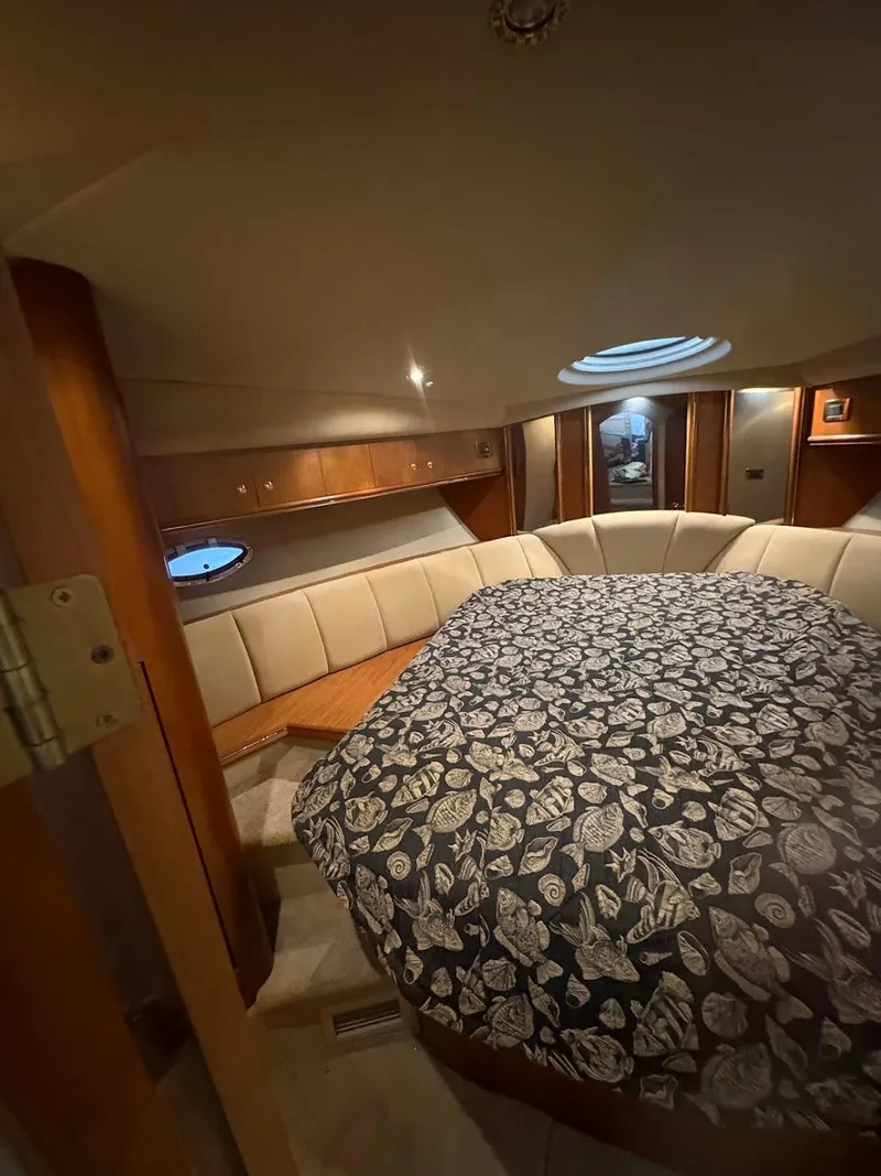 Slide: The Image of Forward VIP - 30