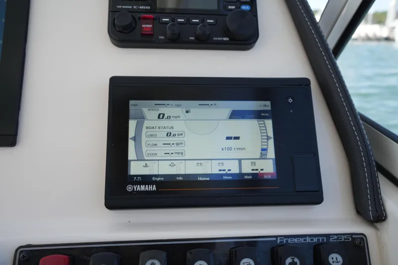 Slide: The Image of Yamaha display on 2022 Grady-White Freedom 235 boat dashboard, showing boat status. - 30
