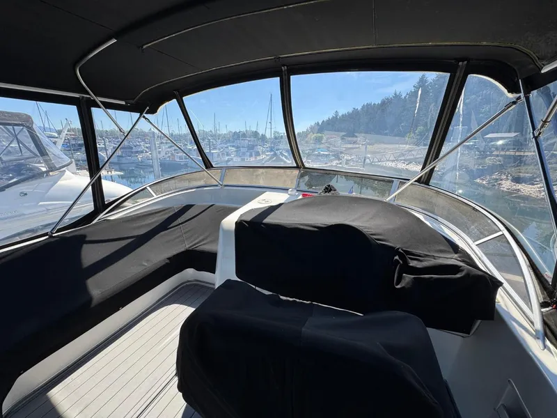 Slide: The Image of Meridian 381 Sedan 2003 - 52