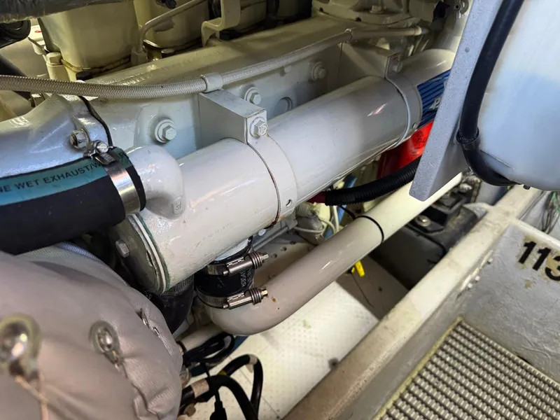 Slide: The Image of Meridian 381 Sedan 2003 - 57