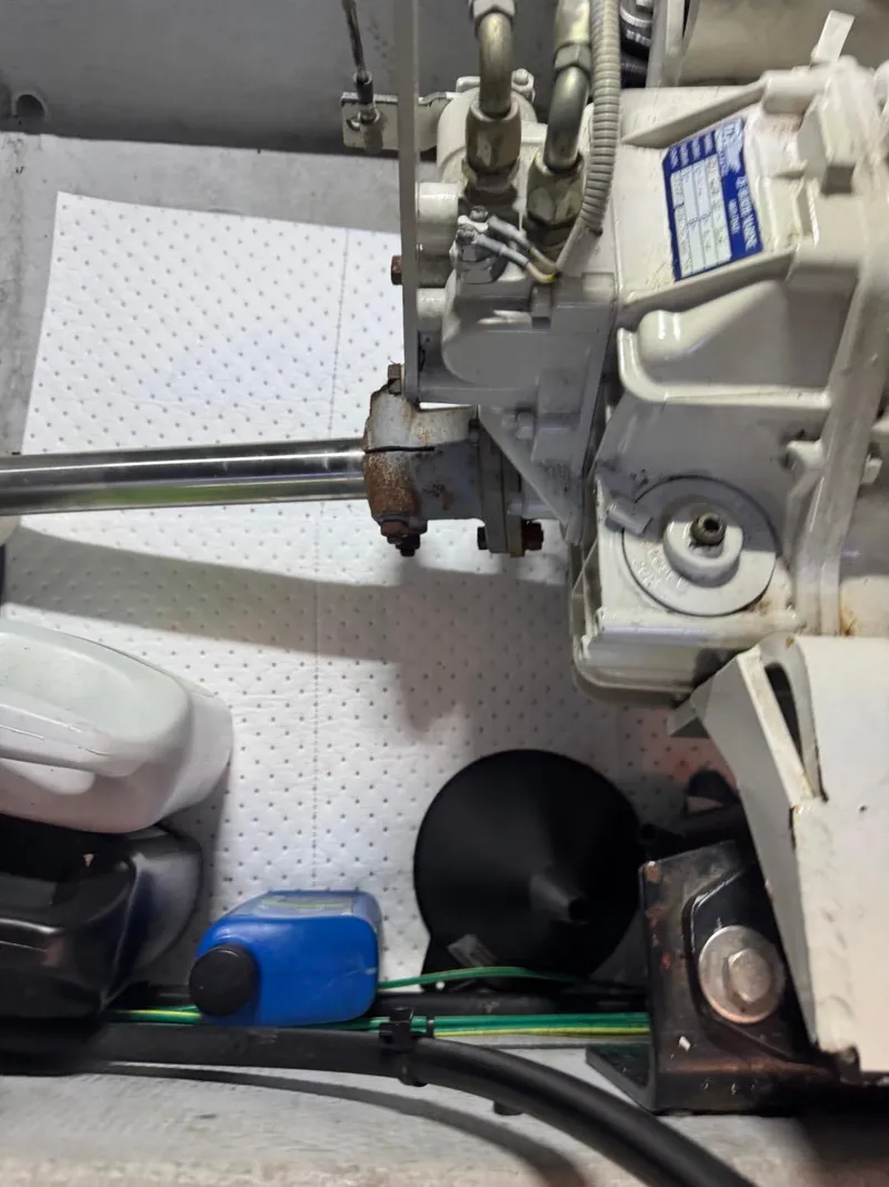 Slide: The Image of Meridian 381 Sedan 2003 - 59