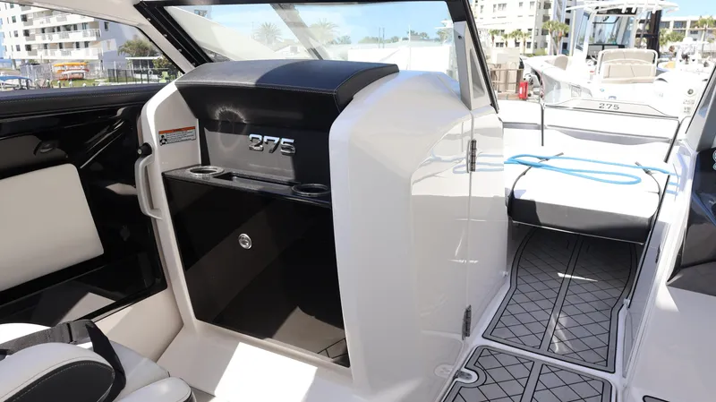 Slide: The Image of 2020 Yamaha Boats 275 SD interior with sleek design and modern features. - 37