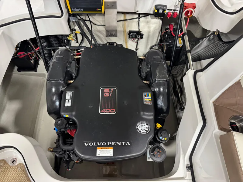 Slide: The Image of Volvo Penta engine in 2012 Cobalt 262 BR boat, detailed view of engine compartment. - 17