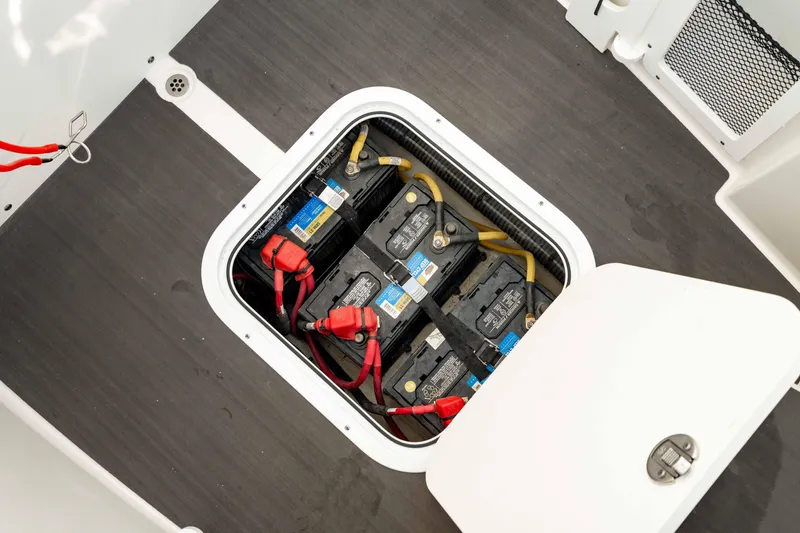 Slide: The Image of Edgewater 340CC 2024 - 53