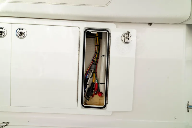 Slide: The Image of Edgewater 340CC 2024 - 57