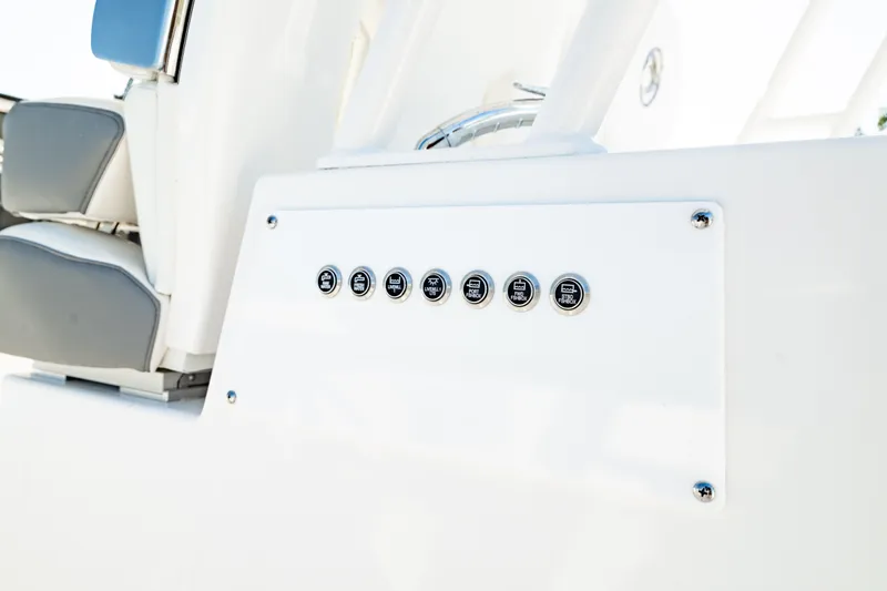 Slide: The Image of Edgewater 340CC 2024 - 58