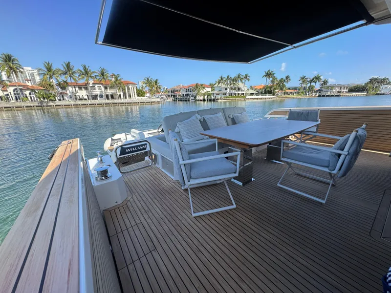 Slide: The Image of Pardo E60 2022 - 19