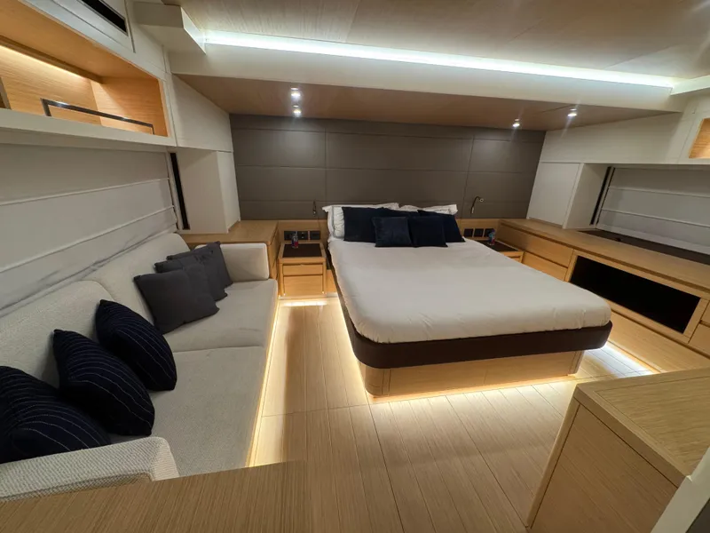 Slide: The Image of Pardo E60 2022 - 61