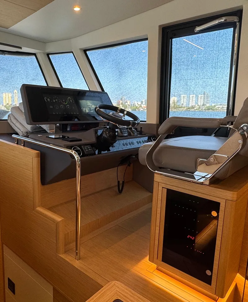 Slide: The Image of Pardo Yachts E60 2022 - 28