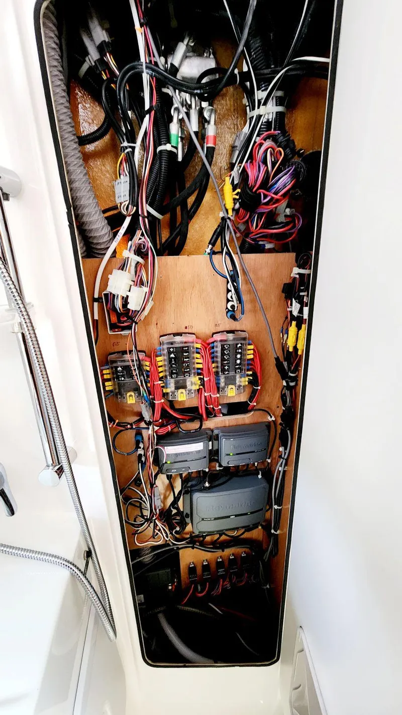 Slide: The Image of Beneteau Swift Trawler 34 2015 - 54