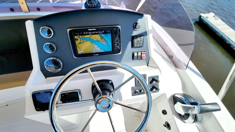 Slide: The Image of Beneteau Swift Trawler 34 2015 - 62