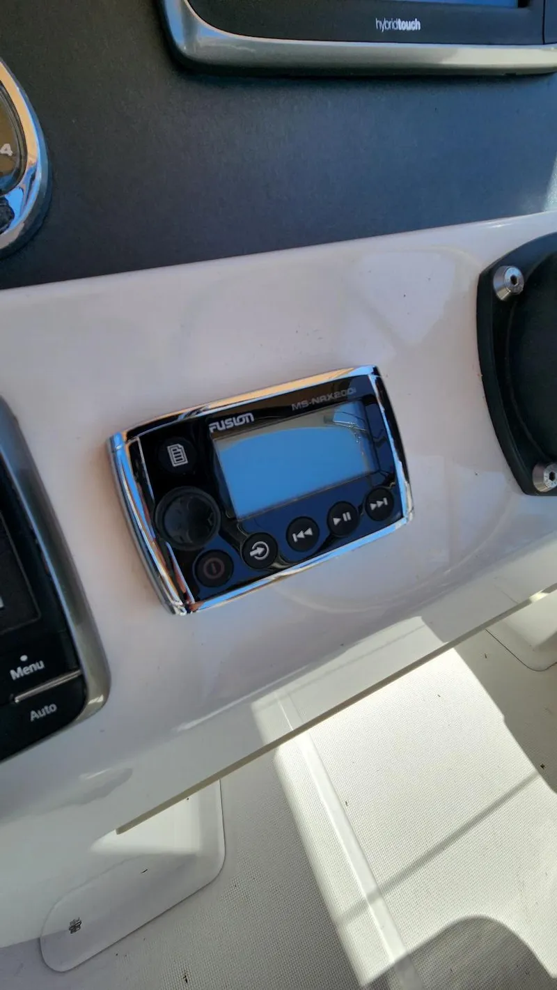 Slide: The Image of Beneteau Swift Trawler 34 2015 - 64