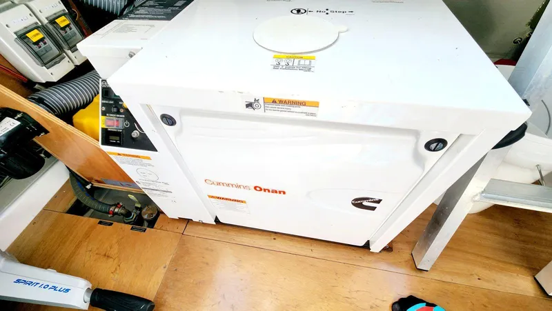 Slide: The Image of Beneteau Swift Trawler 34 2015 - 78