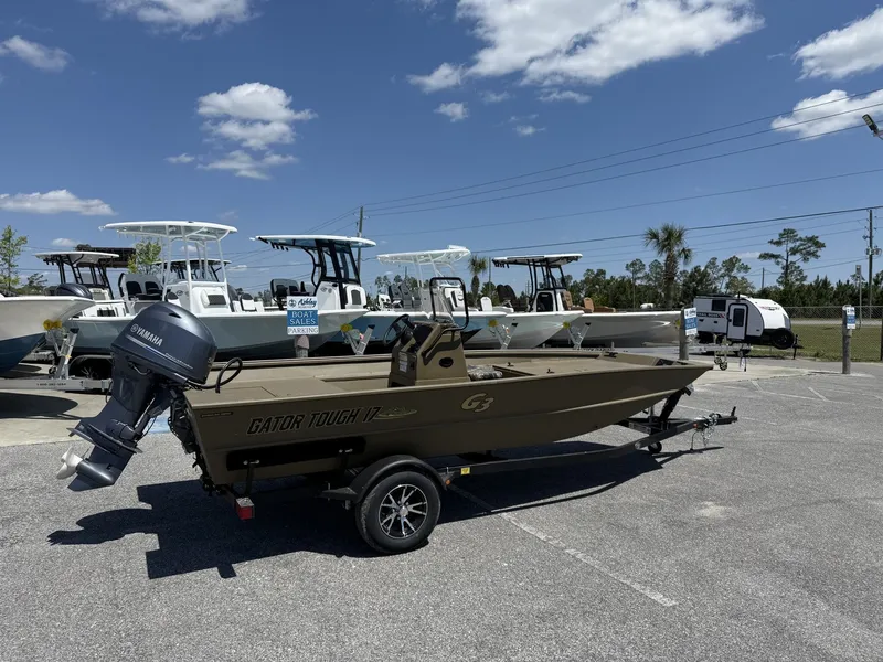 Slide: The Image of G3 Gator Tough 17 CC 2025 - 2