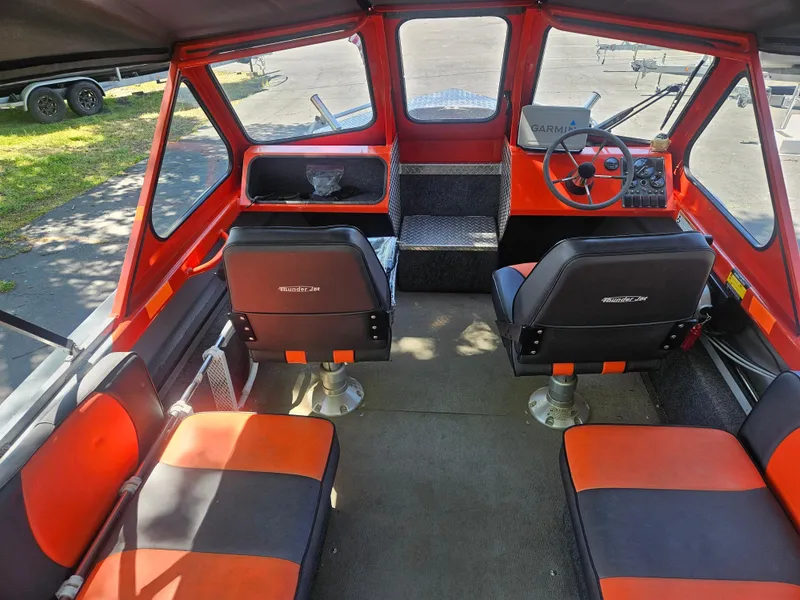 Slide: The Image of Thunder Jet V186 Eco 2017 - 3