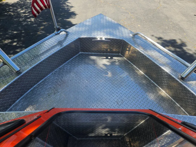 Slide: The Image of Thunder Jet V186 Eco 2017 - 6