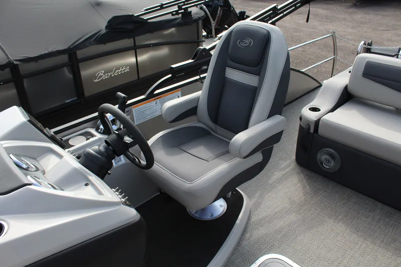 Slide: The Image of Barletta Cabrio 24UC 2025 - 15