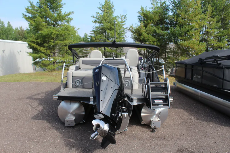 Slide: The Image of Barletta Cabrio 24UC 2025 - 4