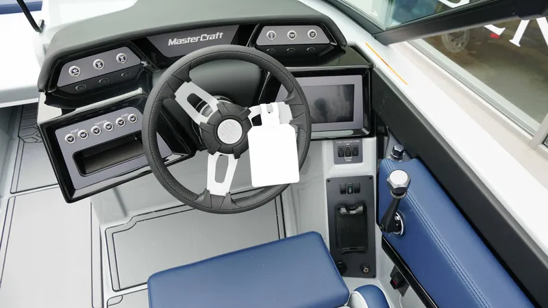 Slide: The Image of MasterCraft NXT21 2025 - 12