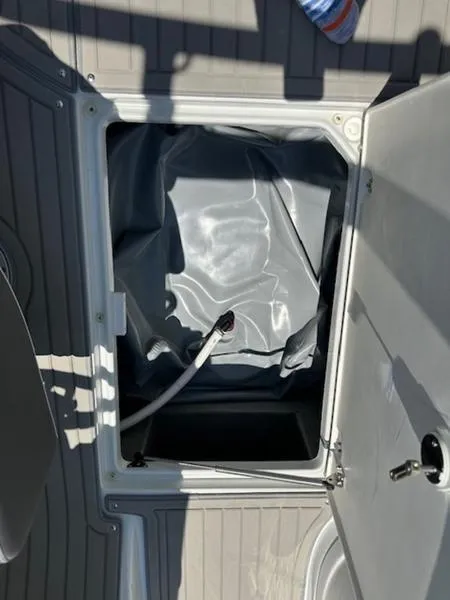 Slide: The Image of Crownline Boats E235 SURF 2024 - 13