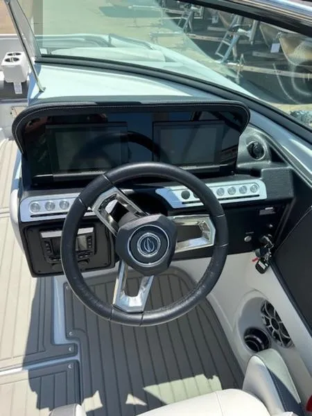 Slide: The Image of Crownline Boats E235 SURF 2024 - 5