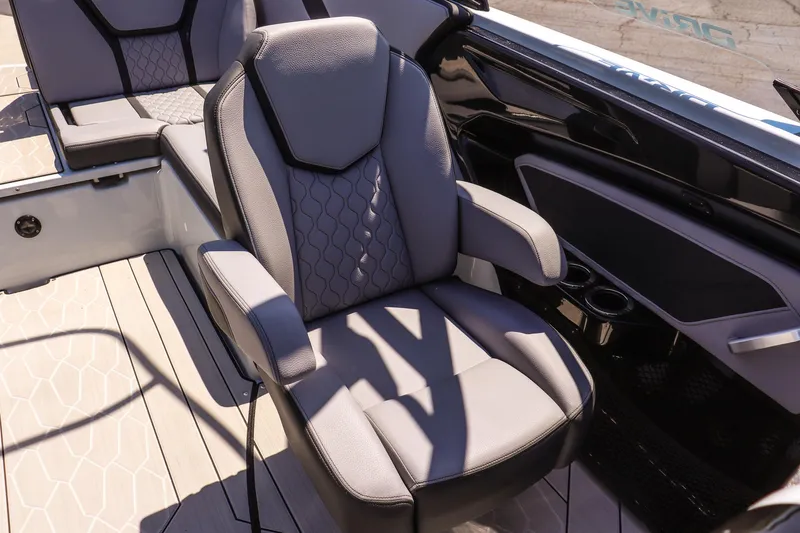 Slide: The Image of 2024 Yamaha Boats 255XD interior with luxurious seating and modern design. - 21
