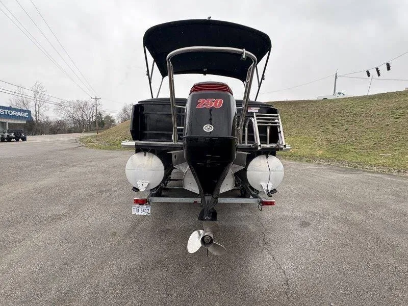 Slide: The Image of Crest Caribbean RS 230 SLC 2023 - 64