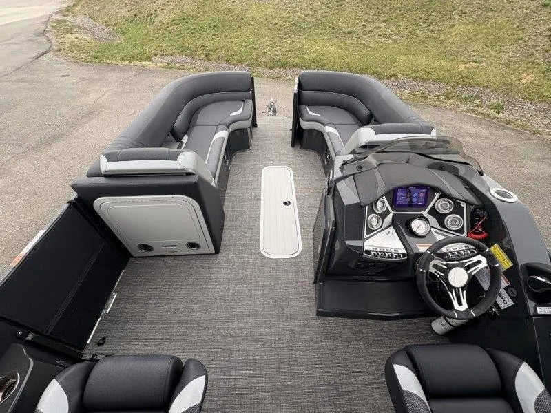 Slide: The Image of Crest Caribbean RS 230 SLC 2023 - 88