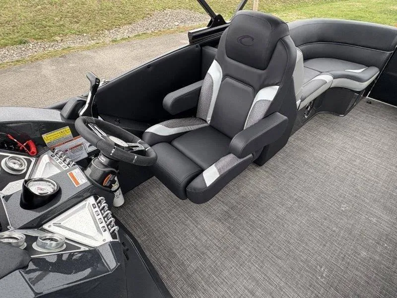 Slide: The Image of Crest Caribbean RS 230 SLC 2023 - 89