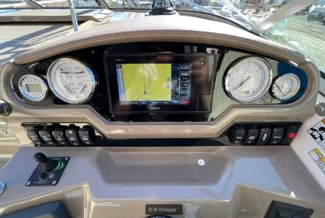 Slide: The Image of Regal 28 Express 2018 - 12