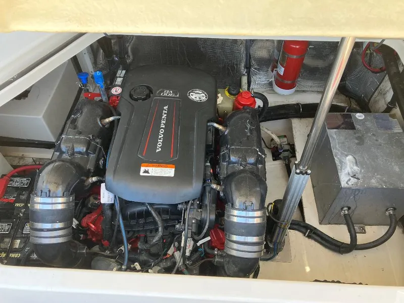 Slide: The Image of Regal 28 Express 2018 - 28