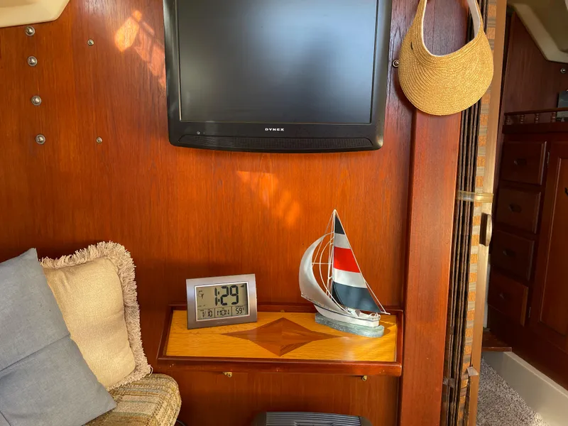 Slide: The Image of Catalina 30 1982 - 53